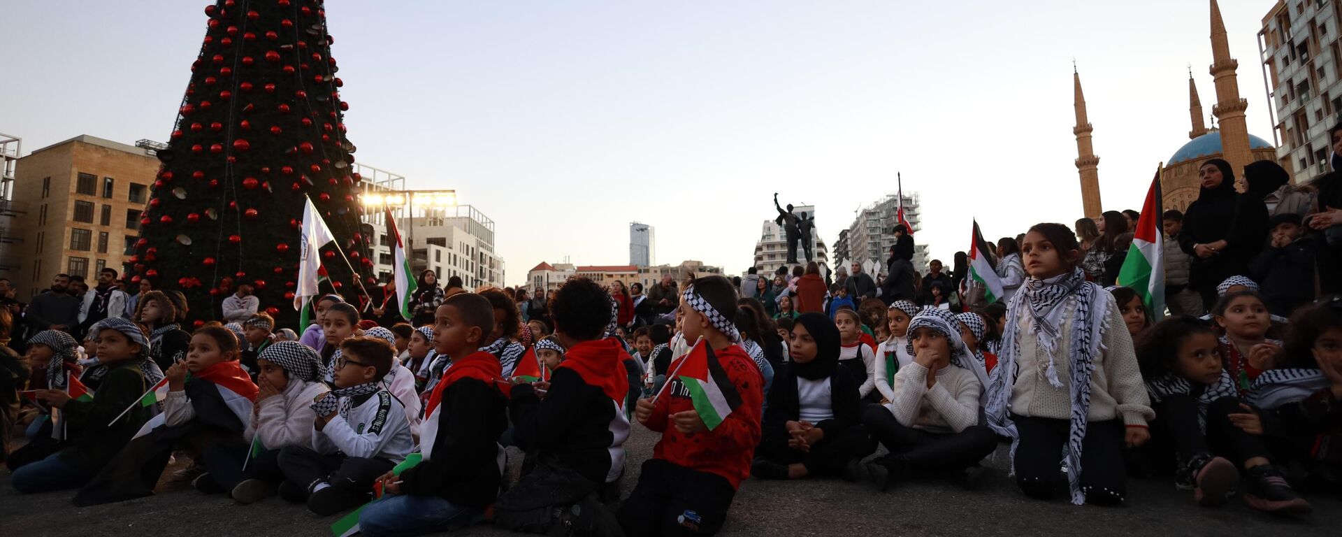 من قلب بيروت رسالة حب من أطفال لبنان لأطفال فلسطين... صور وفيديو من قلب بيروت رسالة حب من أطفال لبنان لأطفال فلسطين... صور وفيديو - سبوتنيك عربي, 1920, 27.12.2023