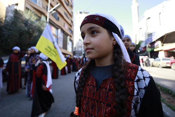 مسيرة جماهرية في بيروت إحياء لـ&quot;يوم الشهيد الفلسطيني&quot; - سبوتنيك عربي