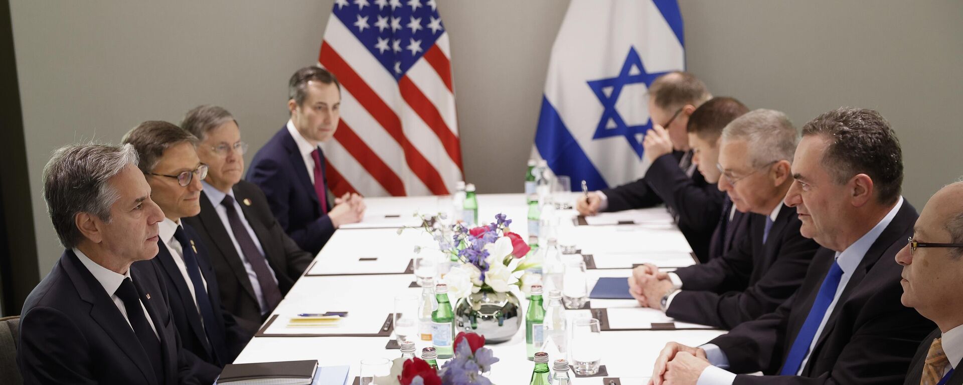 وزير الخارجية الأمريكي أنتوني بلينكن ونظيره الإسرائيلي يسرائيل كاتس  - سبوتنيك عربي, 1920, 05.04.2024