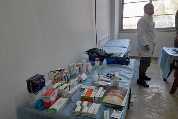 القوات الروسية تباشر تقديم الخدمات الطبية لسكان مدينة الحسكة السورية  - سبوتنيك عربي