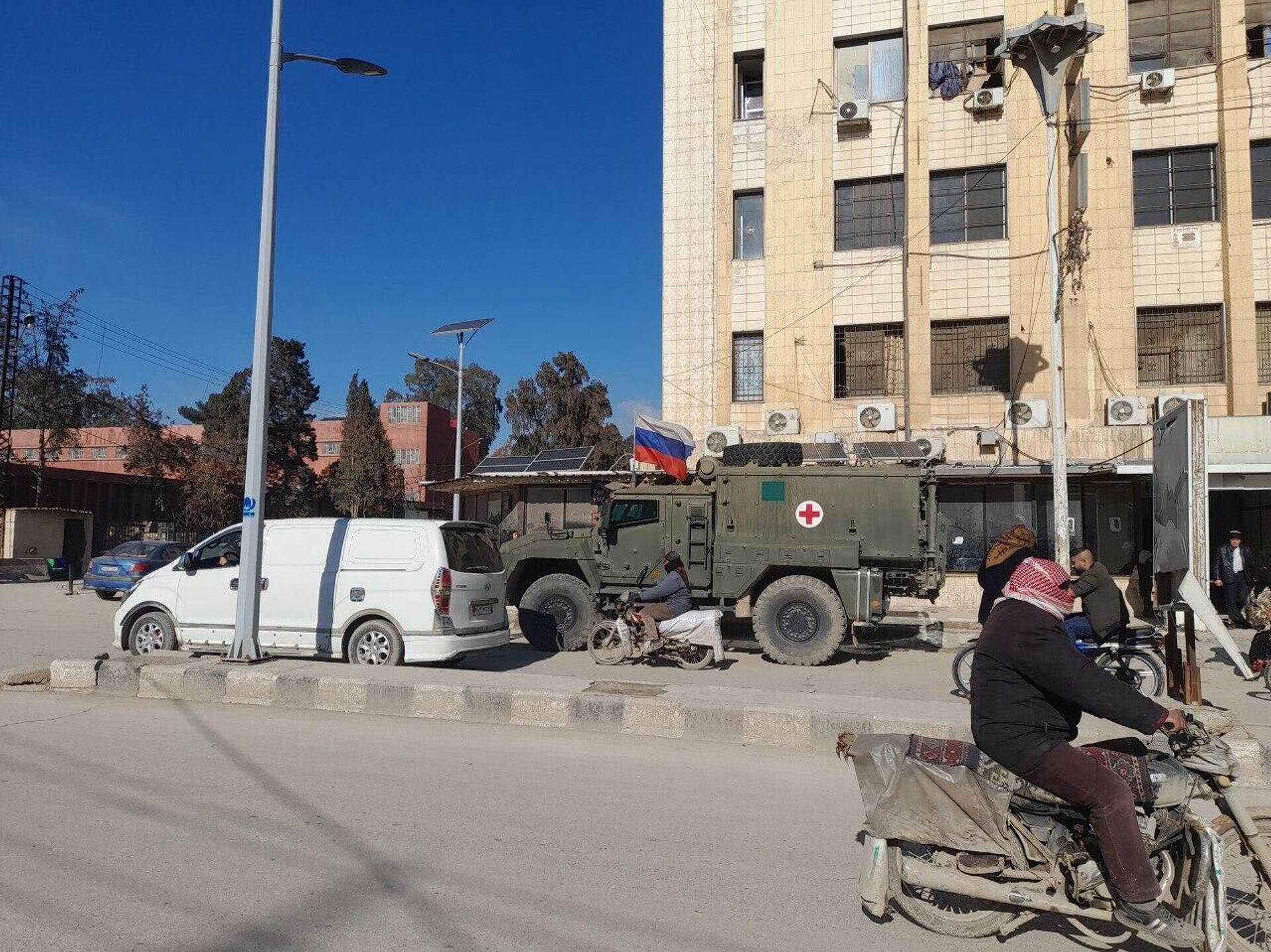 القوات الروسية تباشر تقديم الخدمات الطبية لسكان مدينة الحسكة السورية  - سبوتنيك عربي, 1920, 18.01.2024