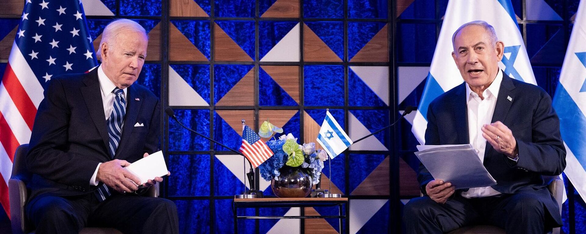 رئيس الوزراء الإسرائيلي، بنيامين نتنياهو، والرئيس الأمريكي، جو بايدن - سبوتنيك عربي, 1920, 30.04.2024