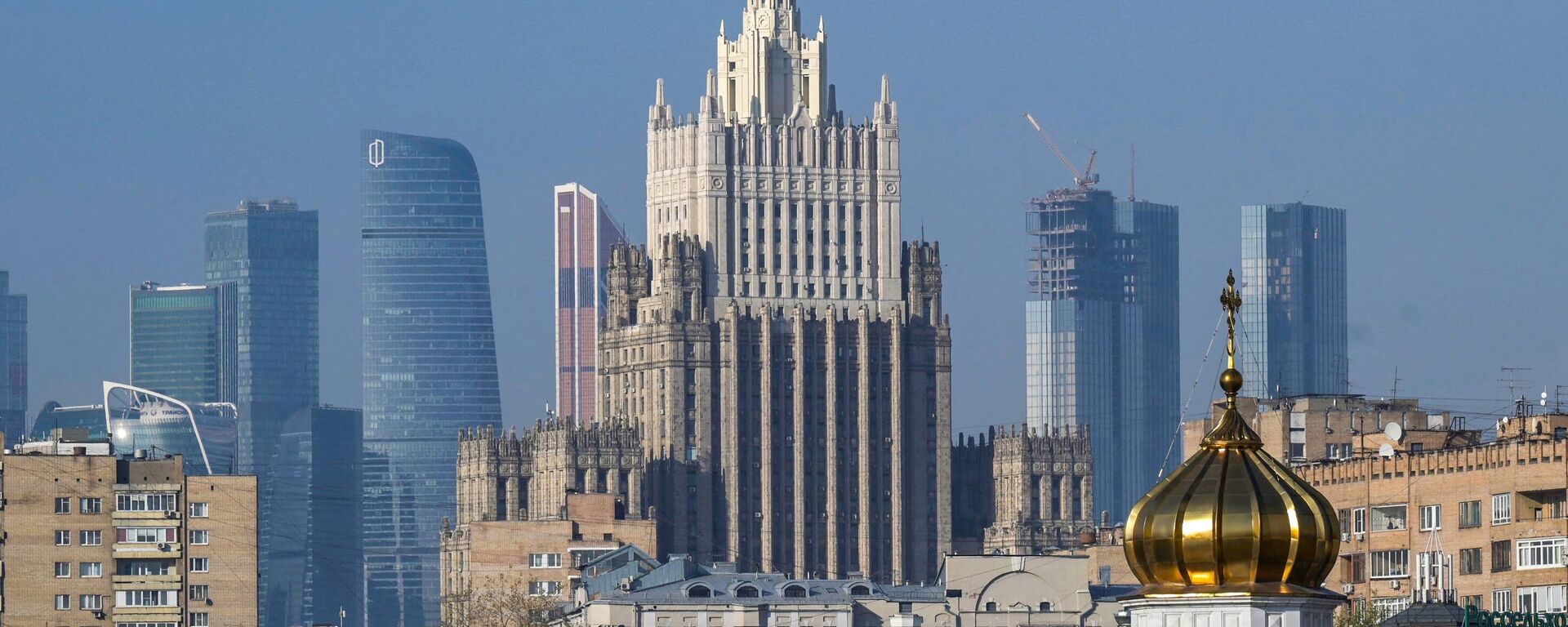 وزارة الخارجية الروسية في وسط موسكو (تصوير ألكسندر نيمينوف / وكالة الصحافة الفرنسية) - سبوتنيك عربي, 1920, 29.03.2024