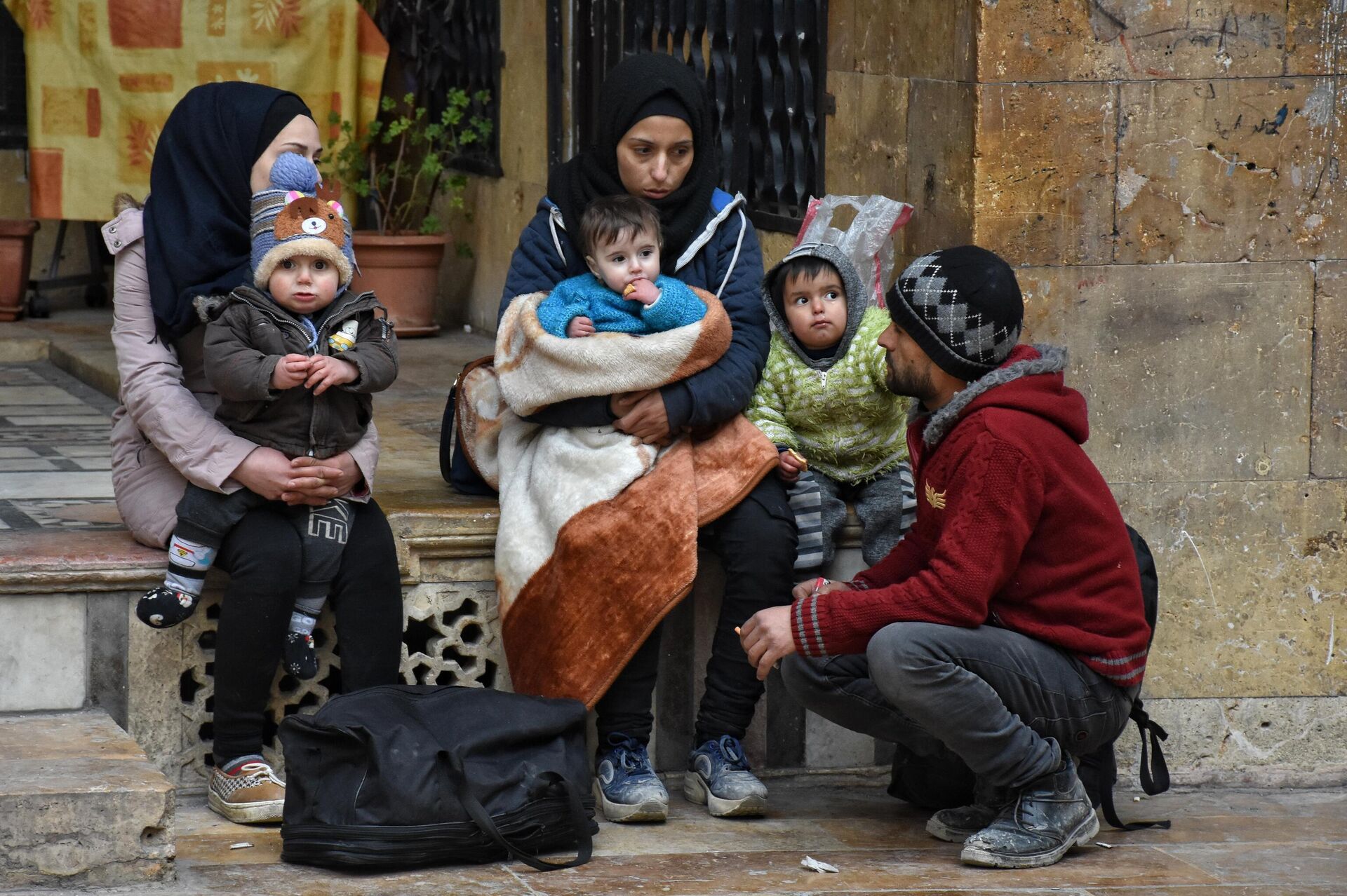 الحصار ، الإرهاب، والزلزال.. أٌقانيم الموت التي لاحقت أرواح سكان حلب - سبوتنيك عربي, 1920, 05.02.2024