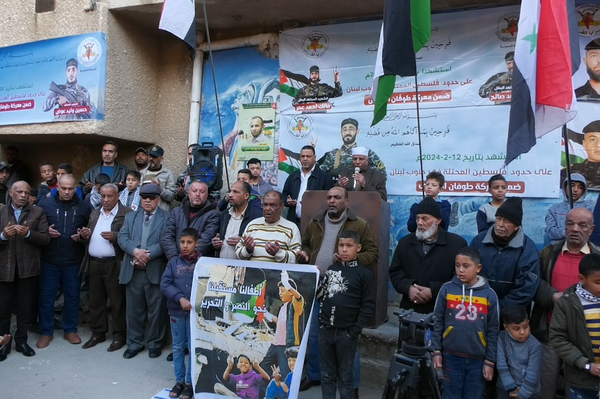 مخيمات اللاجئين الفلسطينيين في سوريا تنظم وقفة تضامنية مع أهالي غزة - سبوتنيك عربي