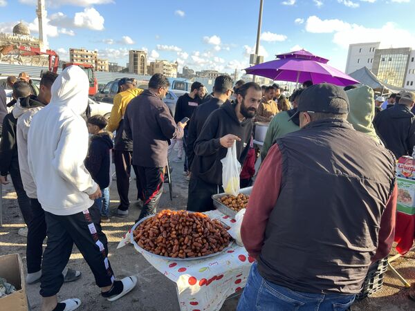 سوق &quot;الحوت&quot; عادة رمضانية ثابتة في مدينة بنغازي. - سبوتنيك عربي