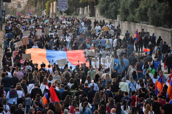 أرمن حلب يحيون ذكرى &quot;الإبادة الجماعية&quot; لأجدادهم: حرب غزة امتداد لمجازر &quot;العثمانيين&quot; - سبوتنيك عربي