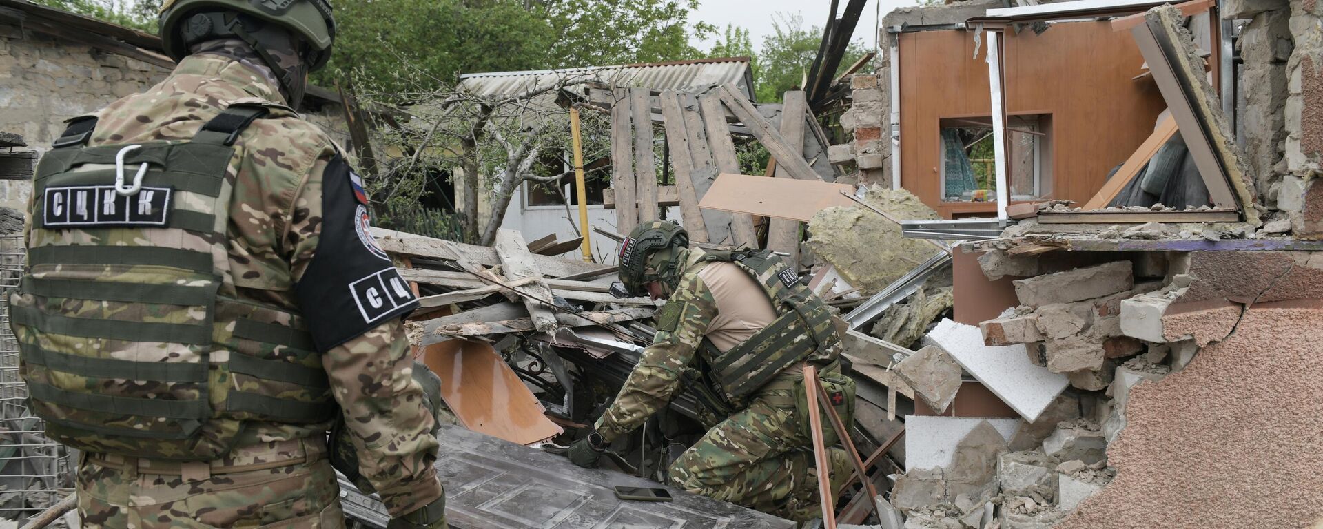 تداعيات قصف القوات المسلحة الأوكرانية في حي كيروف في دونيتسك - سبوتنيك عربي, 1920, 02.08.2025