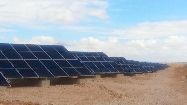 حقل الطاقة الشمسية في منطقة (حسياء الصناعية) في ريف حمص الجنوبي وسط البلاد - سبوتنيك عربي