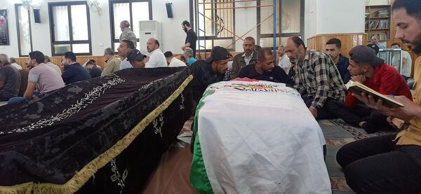 (الجهاد الإسلامي) تشيع 3 مقاومين إلى مثواهم الأخير في (مقبرة الشهداء) بدمشق‎
 - سبوتنيك عربي