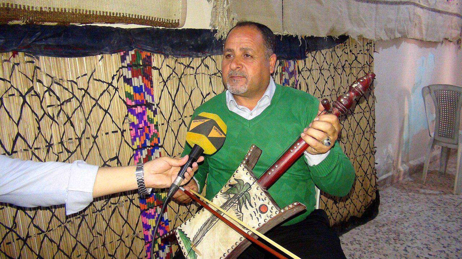 الربابة.. 5 ألاف عام من موسيقا الباديةعلى وشك الصمت - سبوتنيك عربي, 1920, 10.05.2024