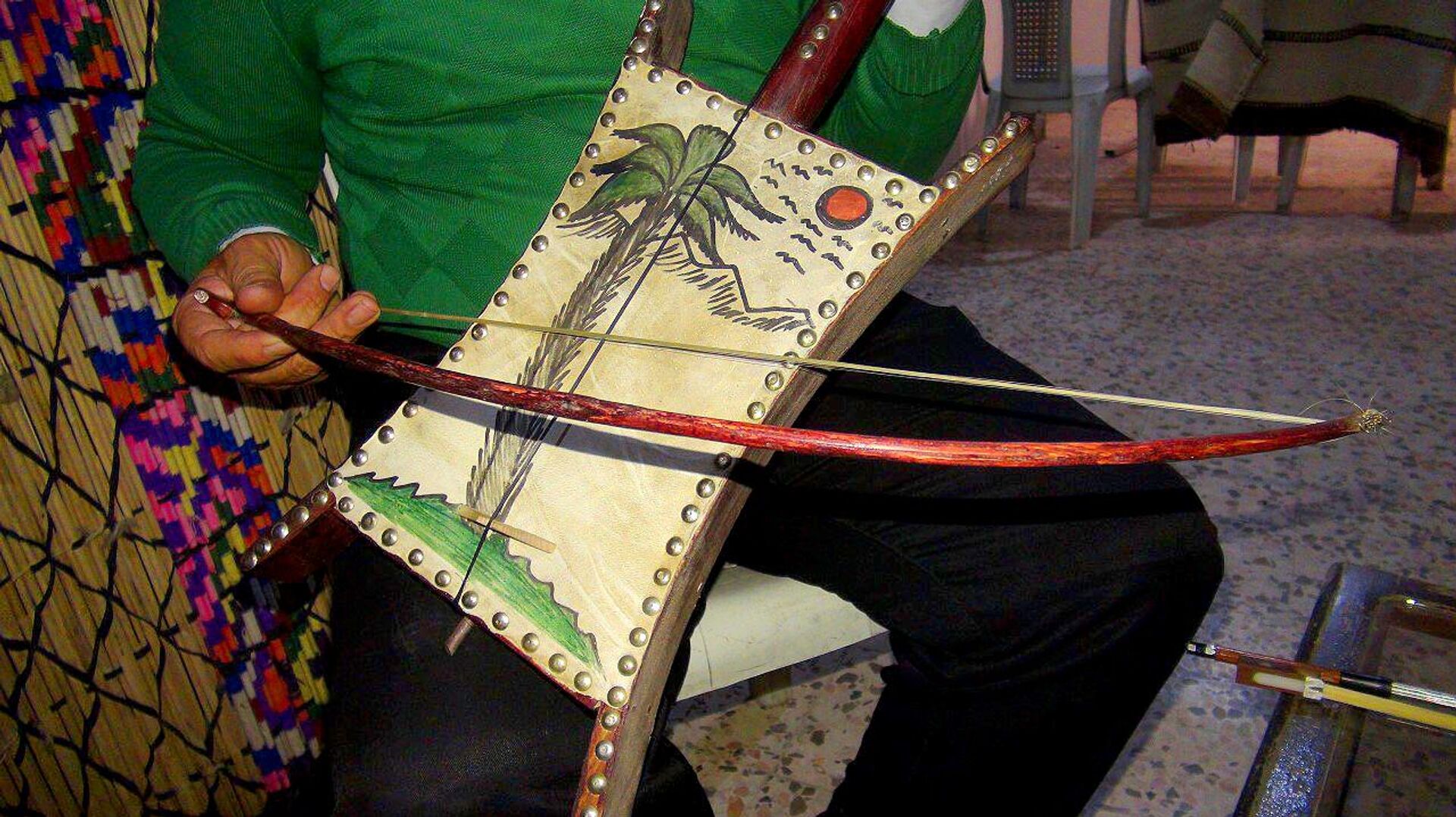 الربابة.. 5 ألاف عام من موسيقا الباديةعلى وشك الصمت - سبوتنيك عربي, 1920, 10.05.2024