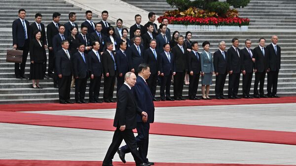 مراسم استقبال الرئيس الروسي فلاديمير بوتين في بكين، الصين  16 مايو 2024 - سبوتنيك عربي