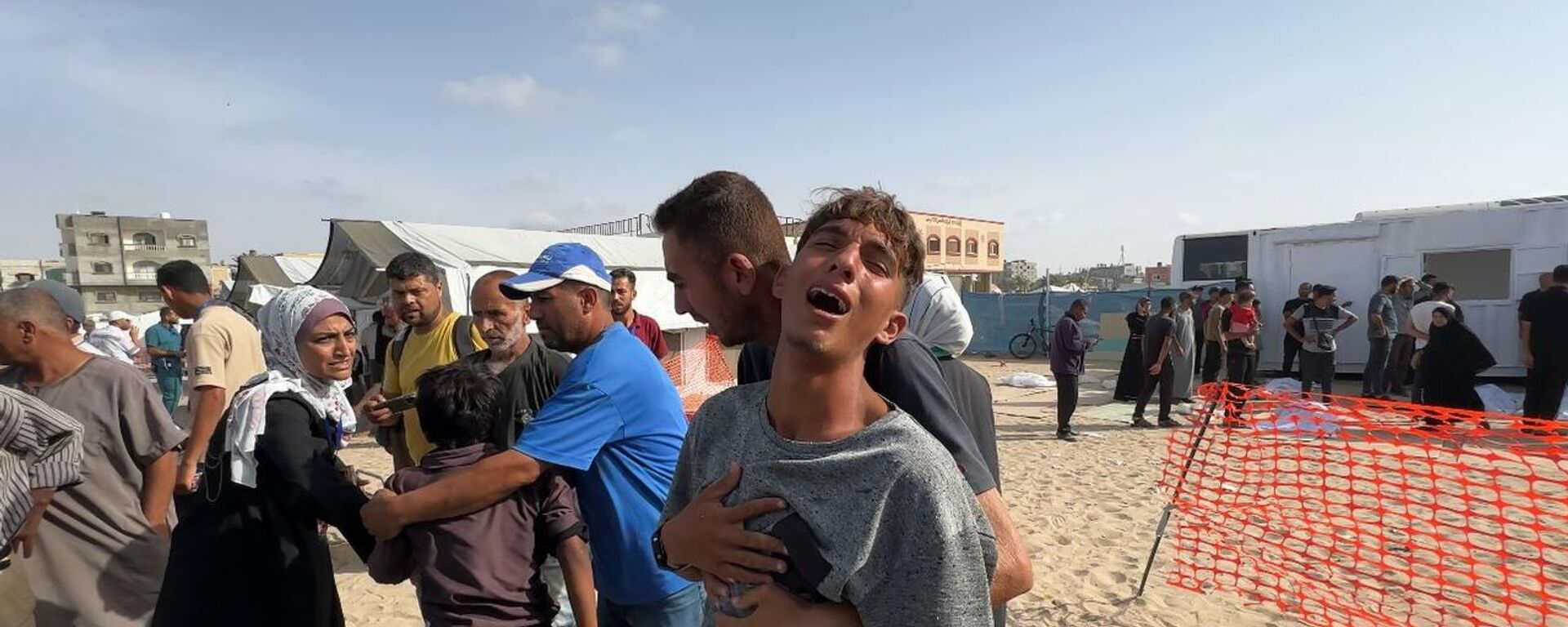 دمار وموت... شهادات مروعة من مجازر رفح - سبوتنيك عربي, 1920, 23.04.2025