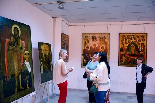 تاريخ روسيا المسيحي والإسلامي في معرض توثيقي باللاذقية - سبوتنيك عربي