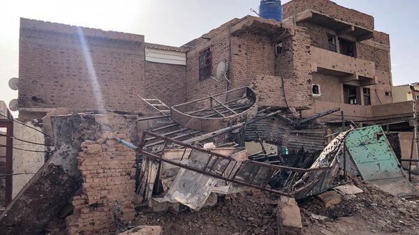 دمار في مدينة أم درمان السودانية بسبب الحرب بين الجيش والدعم السريع - سبوتنيك عربي