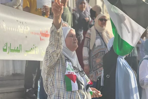 تونسيون يخرجون إلى الشارع للمطالبة بطرد سفراء الدول الغربية الداعمة لإسرائيل - سبوتنيك عربي