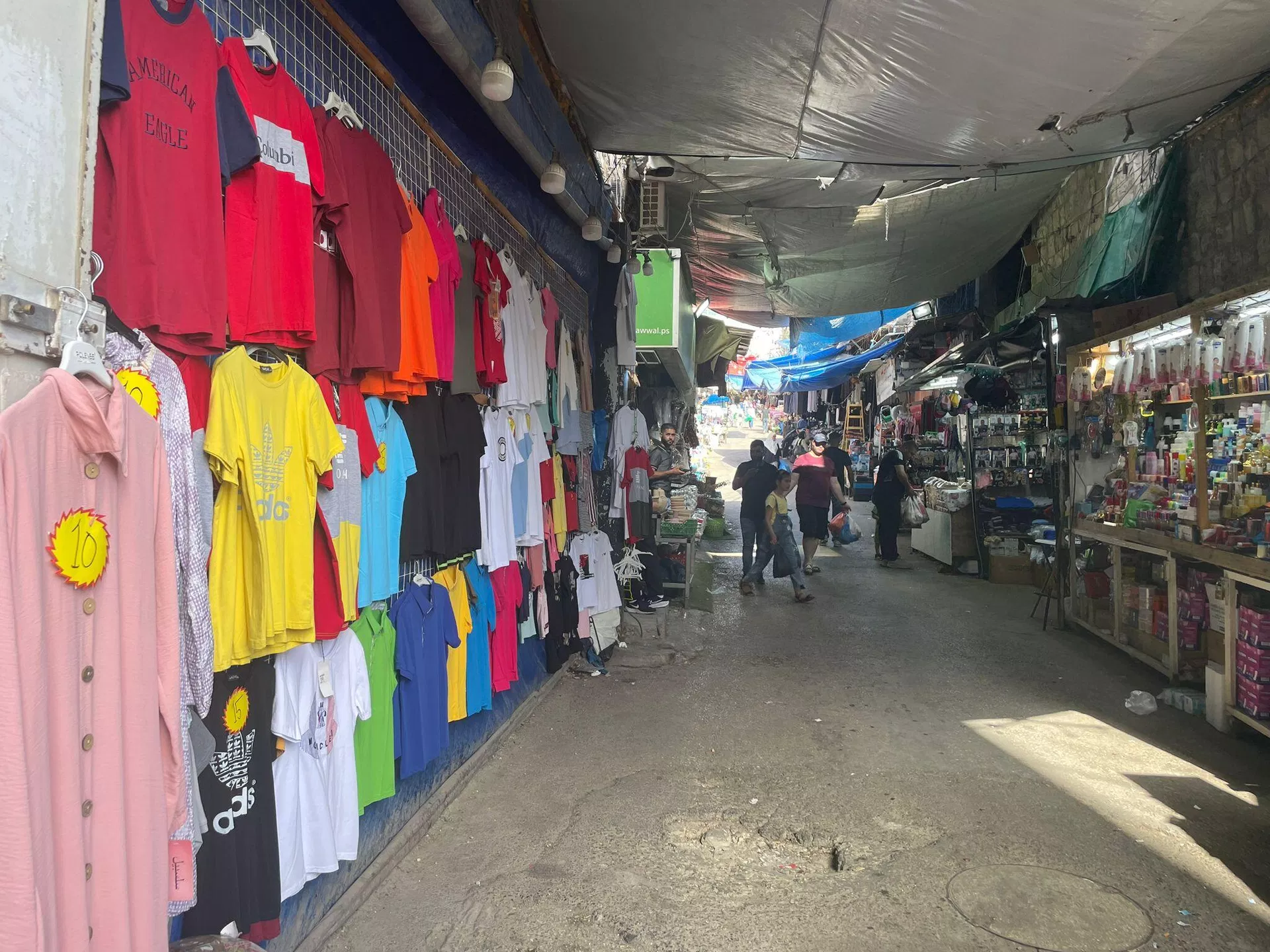 عيد الأضحى يمر على الفلسطينيين بالضفة الغربية بجيوب فارغة وفرحة غائبة
عيد الأضحى يمر على الفلسطينيين بالضفة الغربية بجيوب فارغة وفرحة غائبة - سبوتنيك عربي, 1920, 16.06.2024