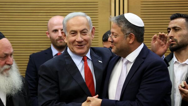 رئيس الوزراء الإسرائيلي بنيامين نتنياهو مع وزير الأمن القومي إيتمار بن غفير - سبوتنيك عربي