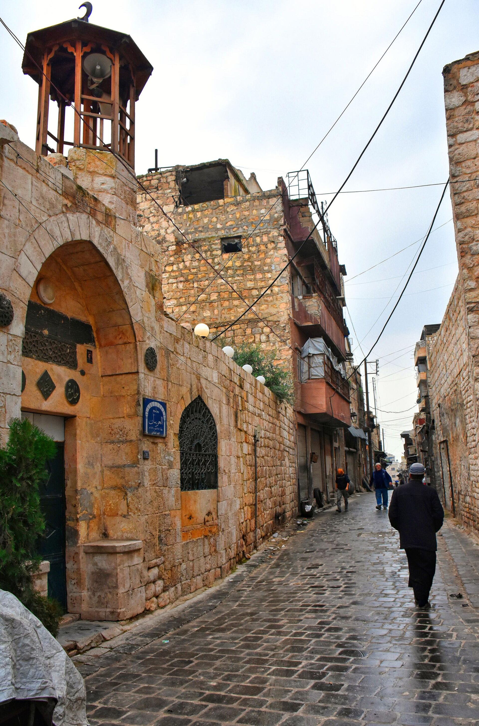 أيادي النحاسين الحلبيين لا تصدأ.. ومشغولاتهم التراثية تجوهر كالذهب - سبوتنيك عربي, 1920, 11.07.2024