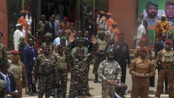 قادة بوركينا فاسو ومالي والنيجر بعد توقيع معاهدة كونفدرالية دول الساحل

 - سبوتنيك عربي