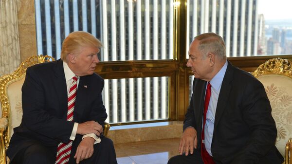 رئيس الوزراء الإسرائيلي، بنيامين نتنياهو، والرئيس الأمريكي السابق، دونالد ترامب، 25 سبتمبر/ أيلول 2016 - سبوتنيك عربي