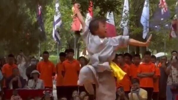 طفلة صينية بعمر الـ9 سنوات تدخل قائمة أفضل 10 لاعبي كونغ فو - سبوتنيك عربي