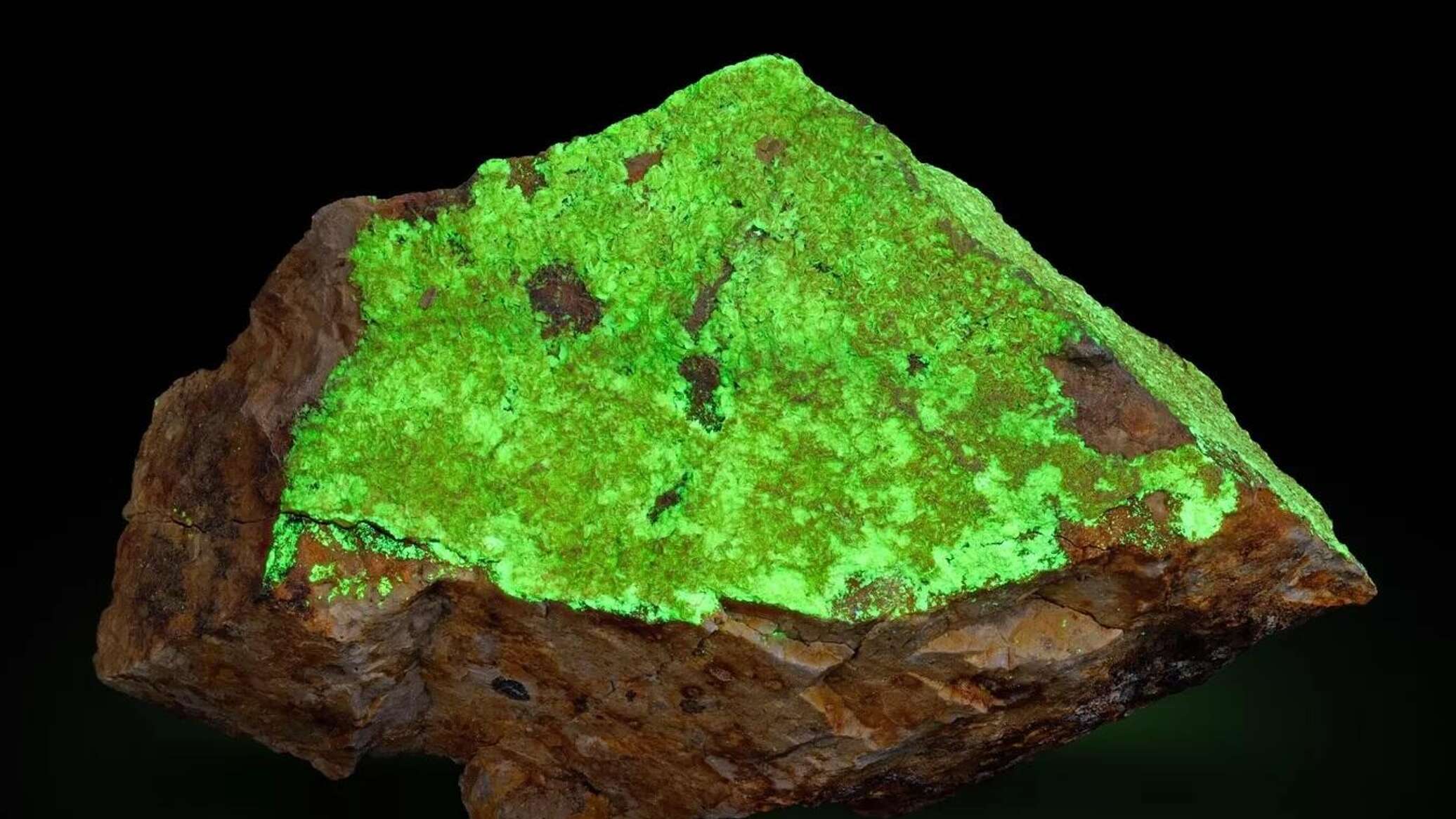 علماء روس يبتكرون تقنية قد تغير طريقة التعامل مع النفايات النووية عالميا