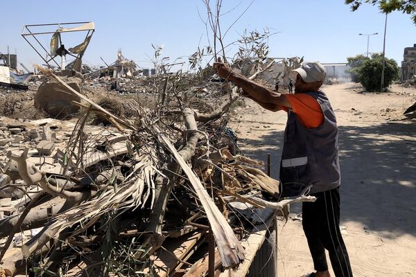 الحطب في زمن الحرب ... بديل شحيح محفوف بالمخاطر للفلسطينيين في شمال غزة - سبوتنيك عربي