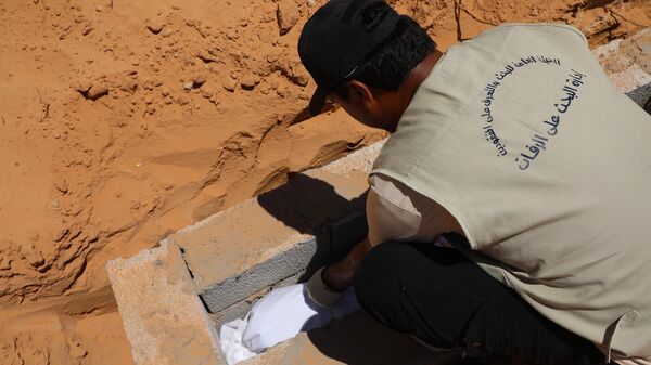 اكتشاف مقابر وجثث جديدة في مدينة سرت وسط ليبيا - سبوتنيك عربي