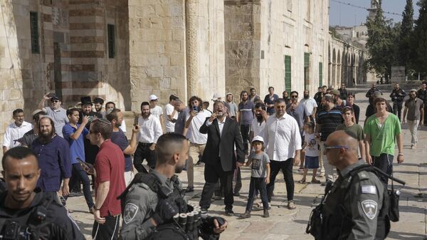  وزير الأمن القومي، إيتمار بن غفير يقتحم المسجد الأقصى - سبوتنيك عربي