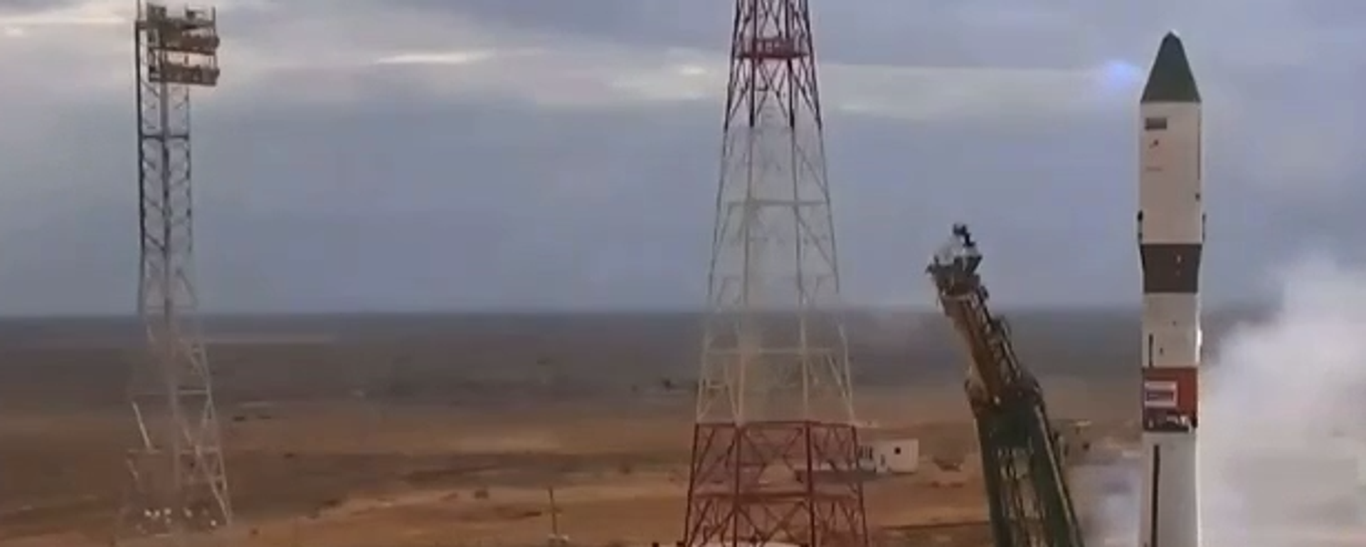 إطلاق صاروخ النقل سويوز-2.1 أي إلى الفضاء، وعلى متنه مركبة الشحن الفضائية بروغريس إم إس-28.
  - سبوتنيك عربي, 1920, 23.05.2025