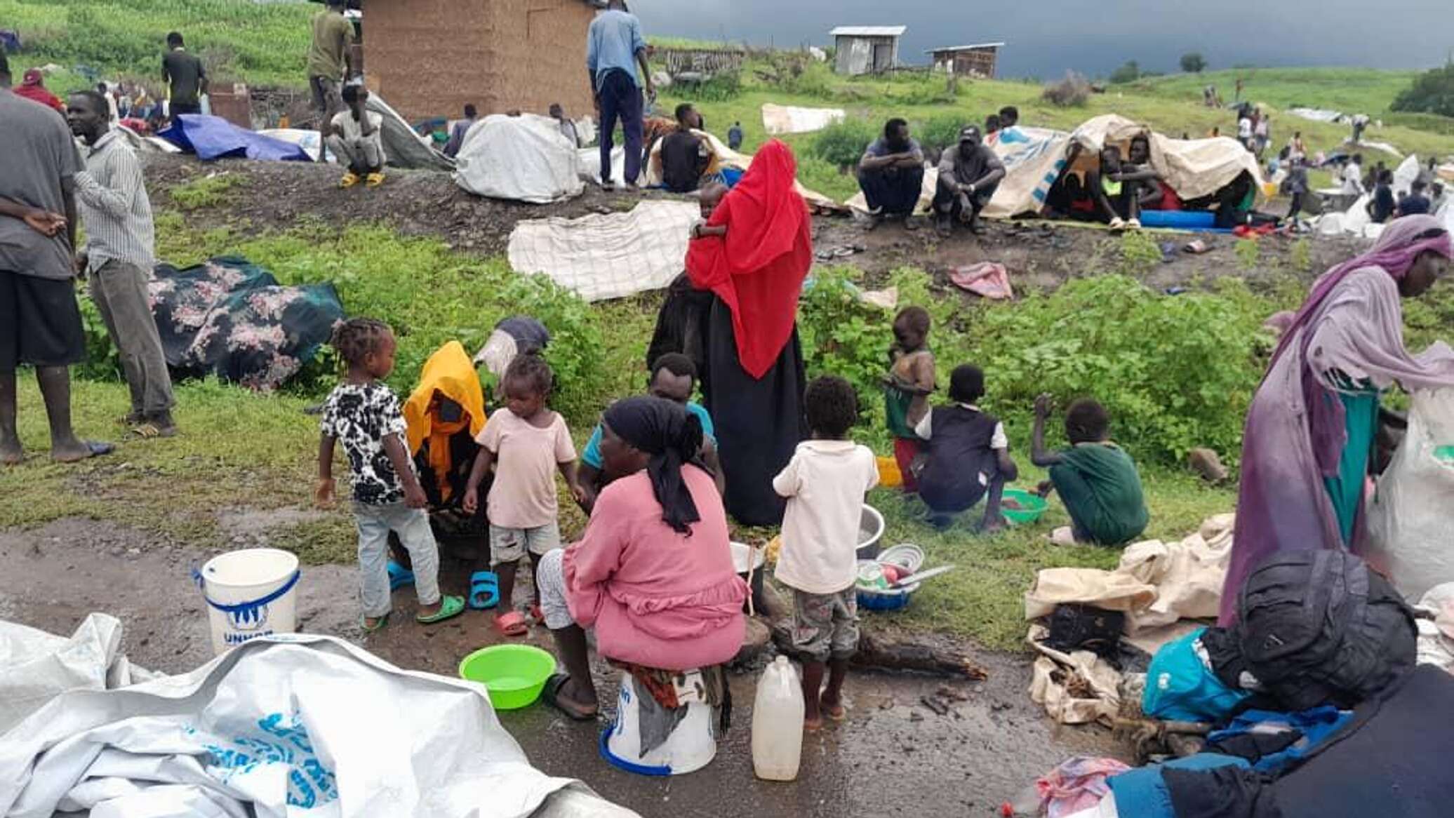 مرارة العودة.. "سبوتنيك" ترصد مأساة النازحين السودانيين العالقين في غابات "أولالا".. صور وفيديو