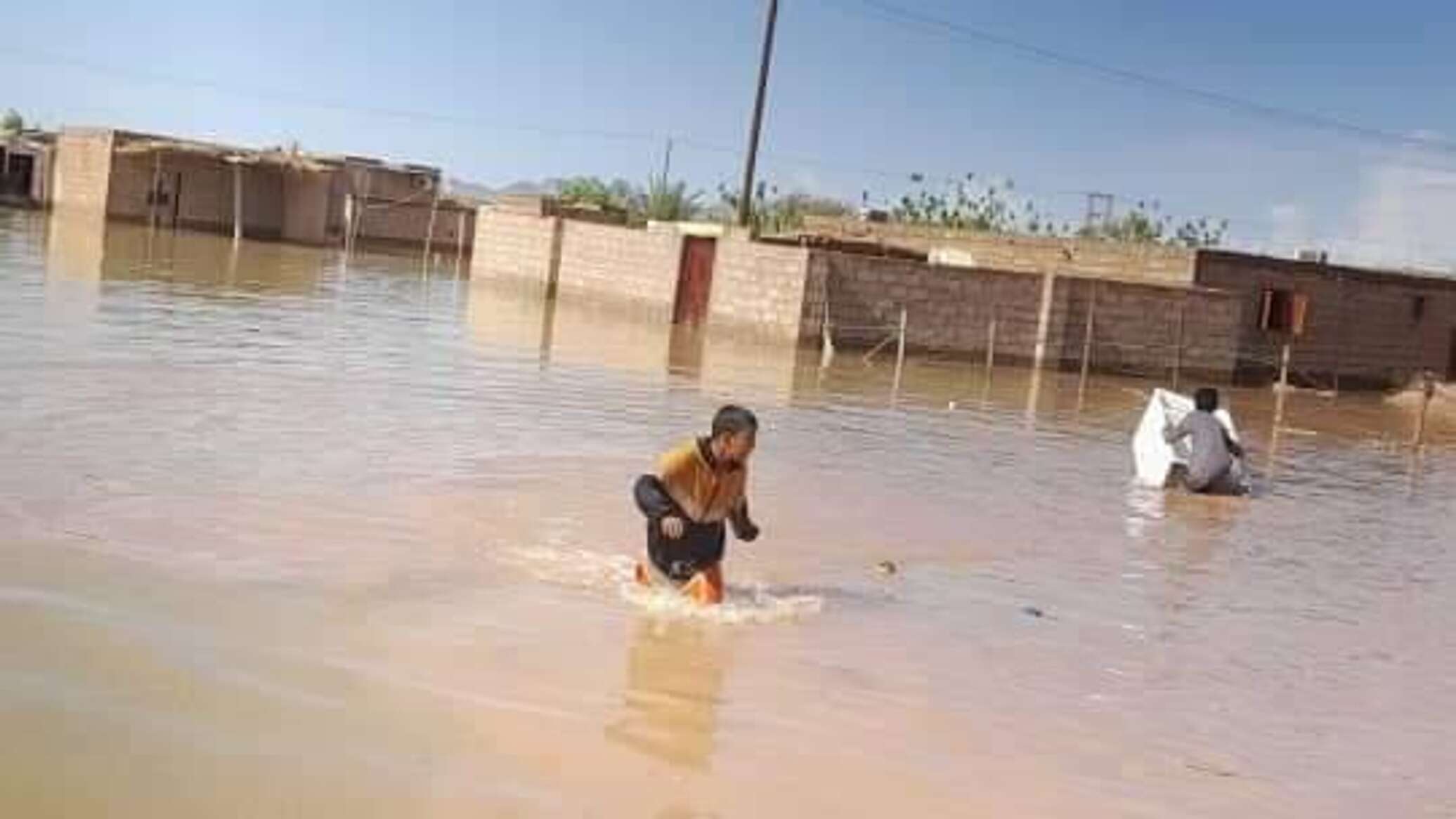 ليبيا.. مصرع شخصين وإصابة 25 آخرين جراء أمطار غزيرة اجتاحت مدينة سبها.. فيديو