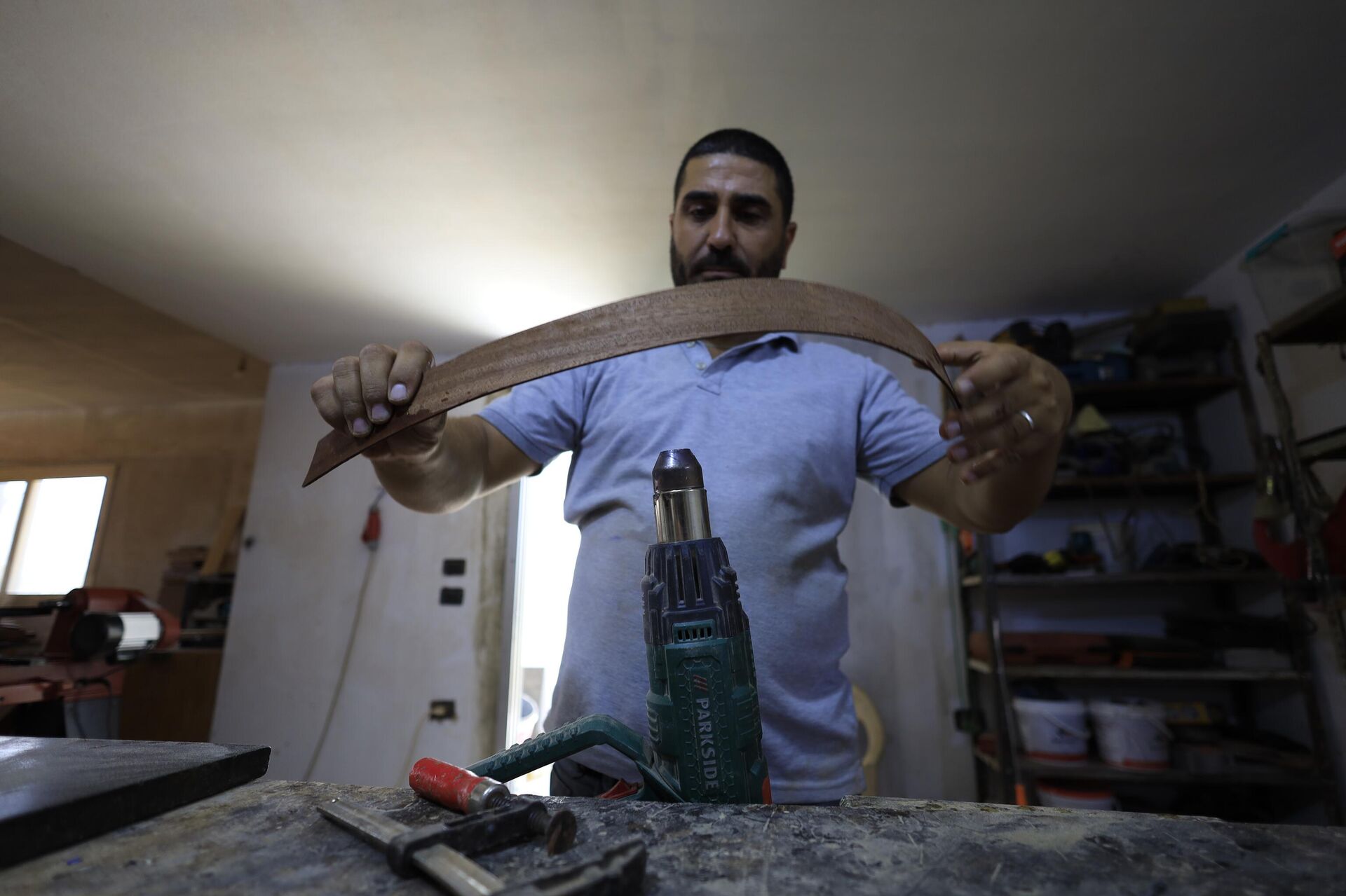 حسن عمار: صناعة العود بين شغف الفن وتحديات الحرب والأزمات في الجنوب اللبناني - سبوتنيك عربي, 1920, 24.08.2024