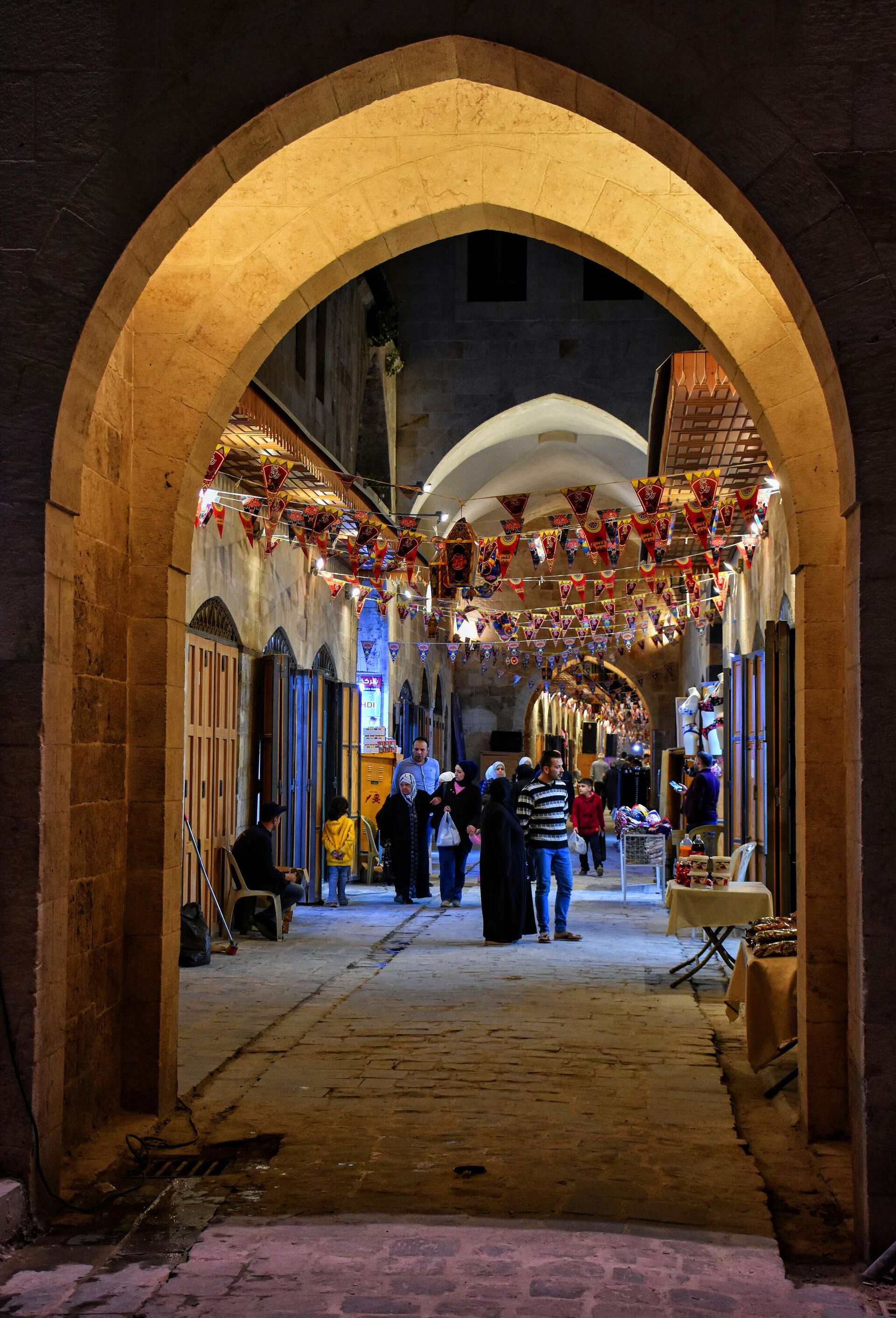 أسواق حلب التاريخية تنبعث مجددا وقلوب تجارها تتلهف إلى (الأيام الخوالي)  - سبوتنيك عربي, 1920, 29.08.2024