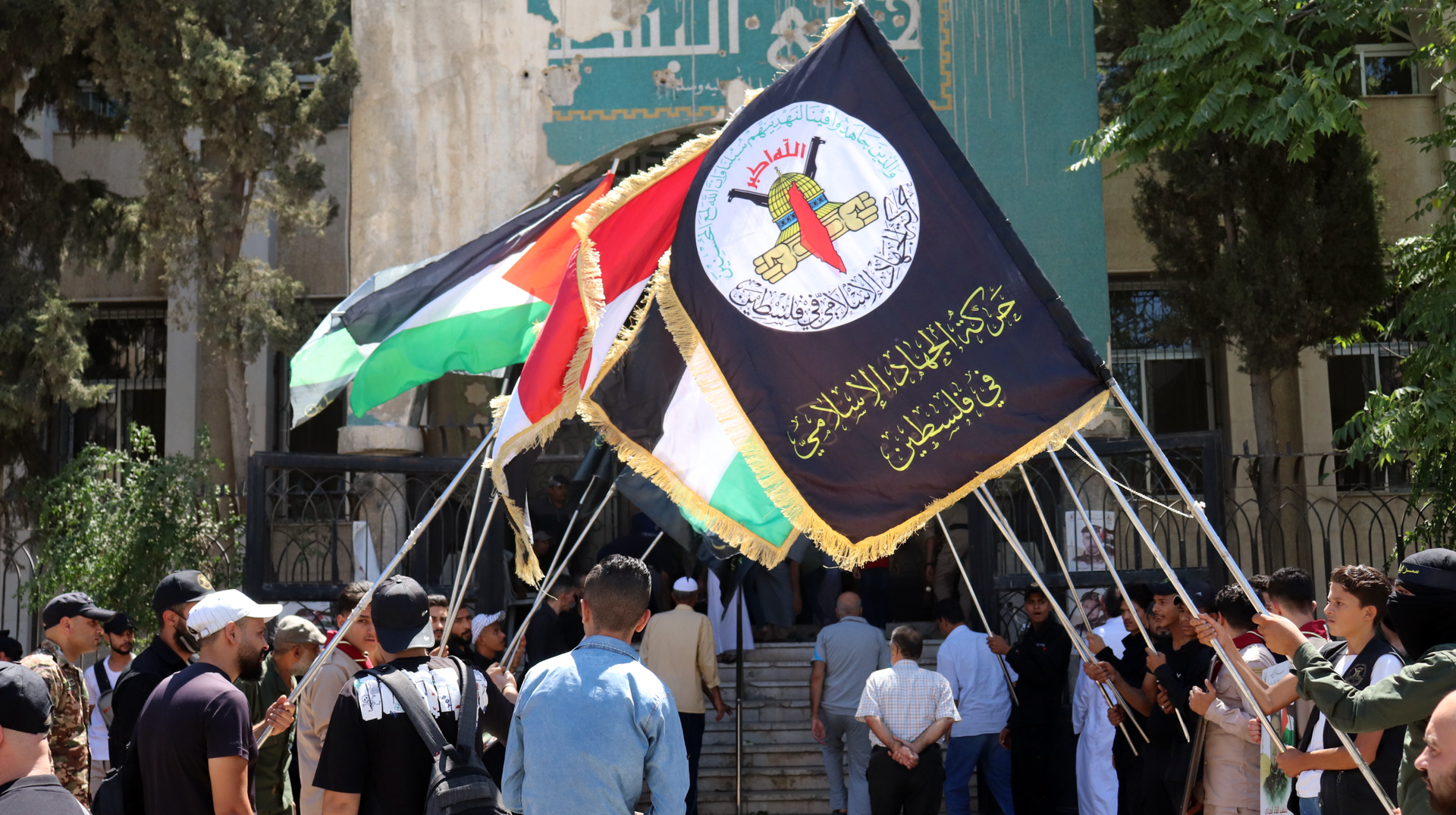 سرايا القدس تشيع في موكب مهيب ضحايا العدوان الإسرائيلي على ريف دمشق - سبوتنيك عربي, 1920, 30.08.2024