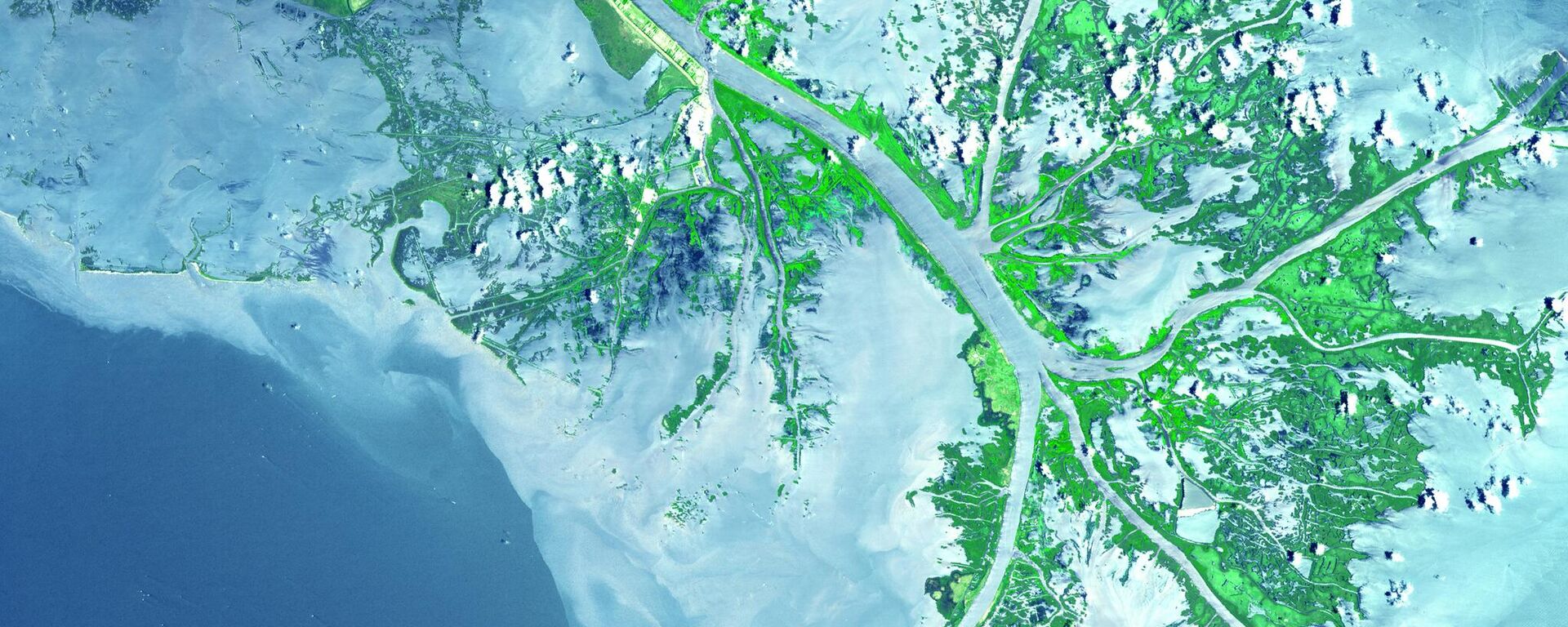 انهيار أرضي في غرينلاند، ناجما عن تغير المناخ، ولّد موجات تسونامي، أدت إلى اهتزاز الأرض - سبوتنيك عربي, 1920, 21.07.2025