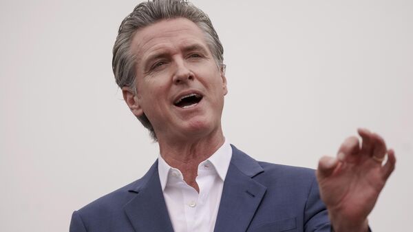 California Gov. Gavin Newsom speaks during a press conference in Los Angeles., Wednesday, Sept. 25, 2024. (AP Photo/Eric Thayer)


 - سبوتنيك عربي