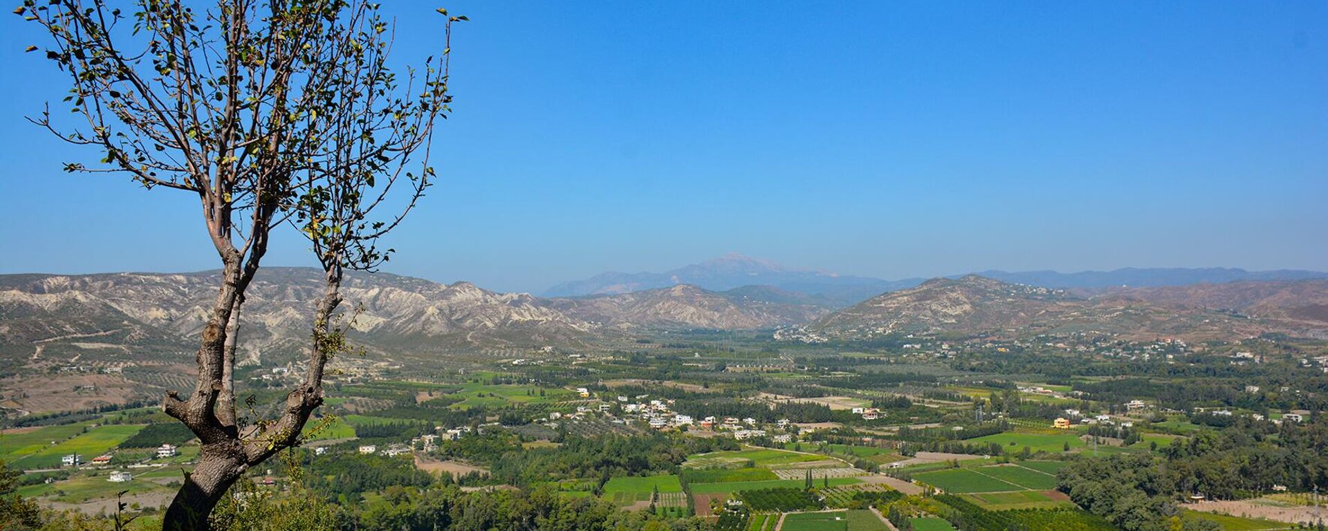 
تضامناً مع لبنان.. نيجني نوففورود تلغي احتفالات أيامها الثقافية في سوريا   - سبوتنيك عربي, 1920, 07.05.2025