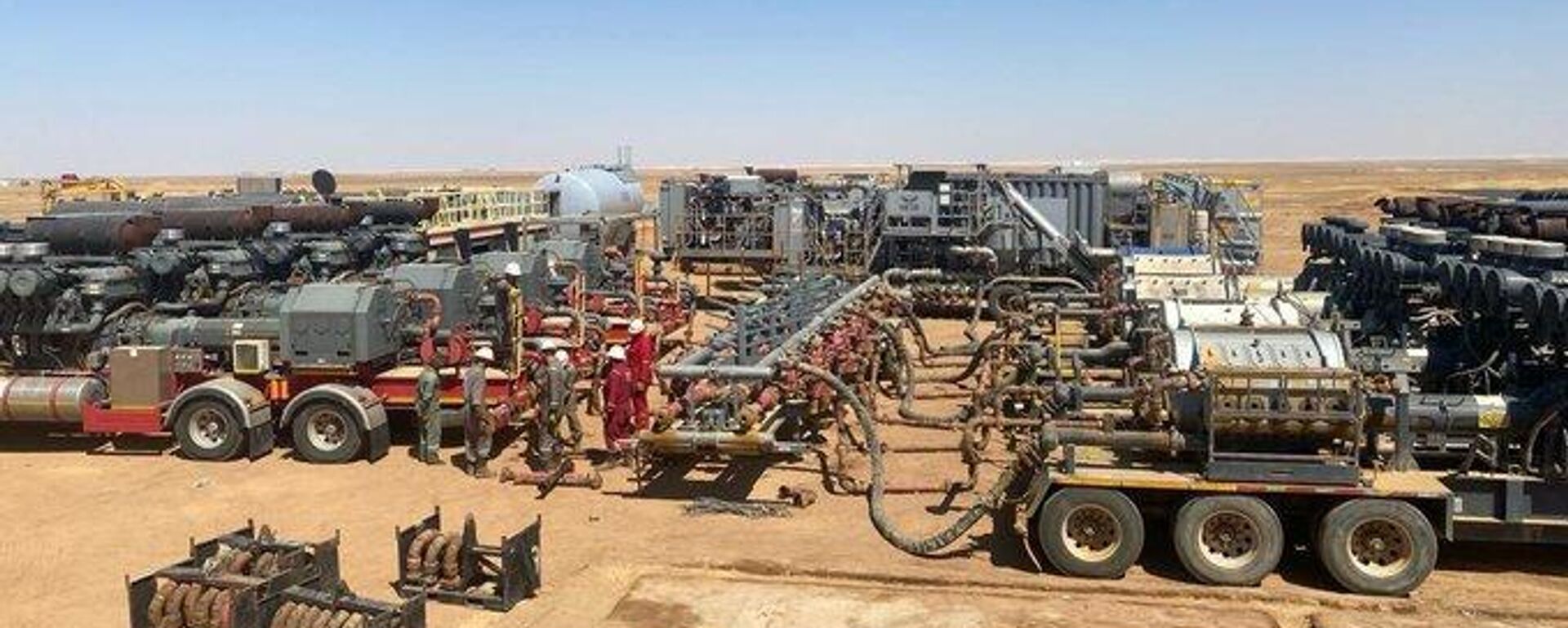 معدات استخراج البترول في حقل بدر النفطس - سبوتنيك عربي, 1920, 07.10.2024