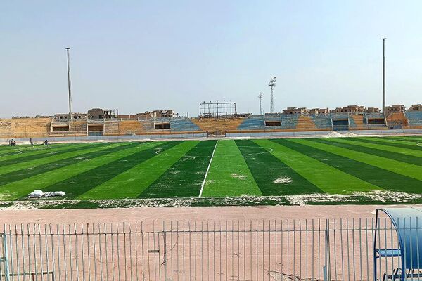 صور لإعادة تأهيل الملعب البلدي في مدينة دير الزور - سبوتنيك عربي