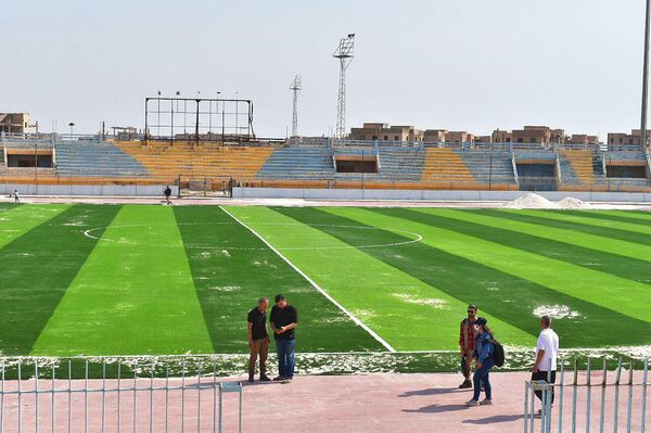 صور لإعادة تأهيل الملعب البلدي في مدينة دير الزور - سبوتنيك عربي