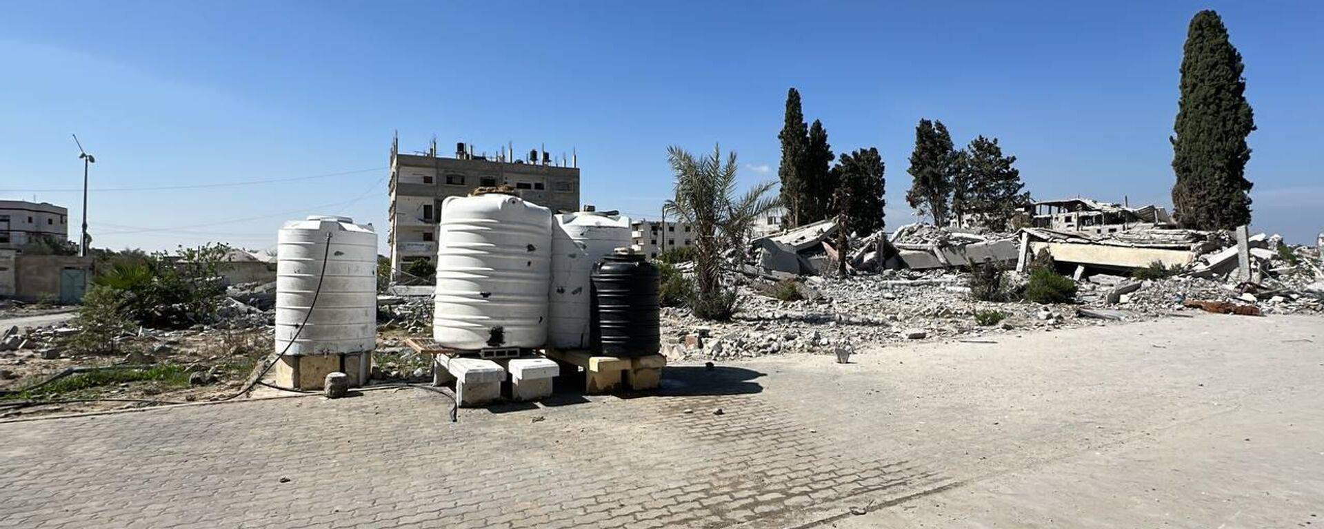 أطفال غزة يواجهون الحرب بدروس البقاء ويحلمون بالعودة إلى مناطقهم ومدارسهم  - سبوتنيك عربي, 1920, 21.07.2025