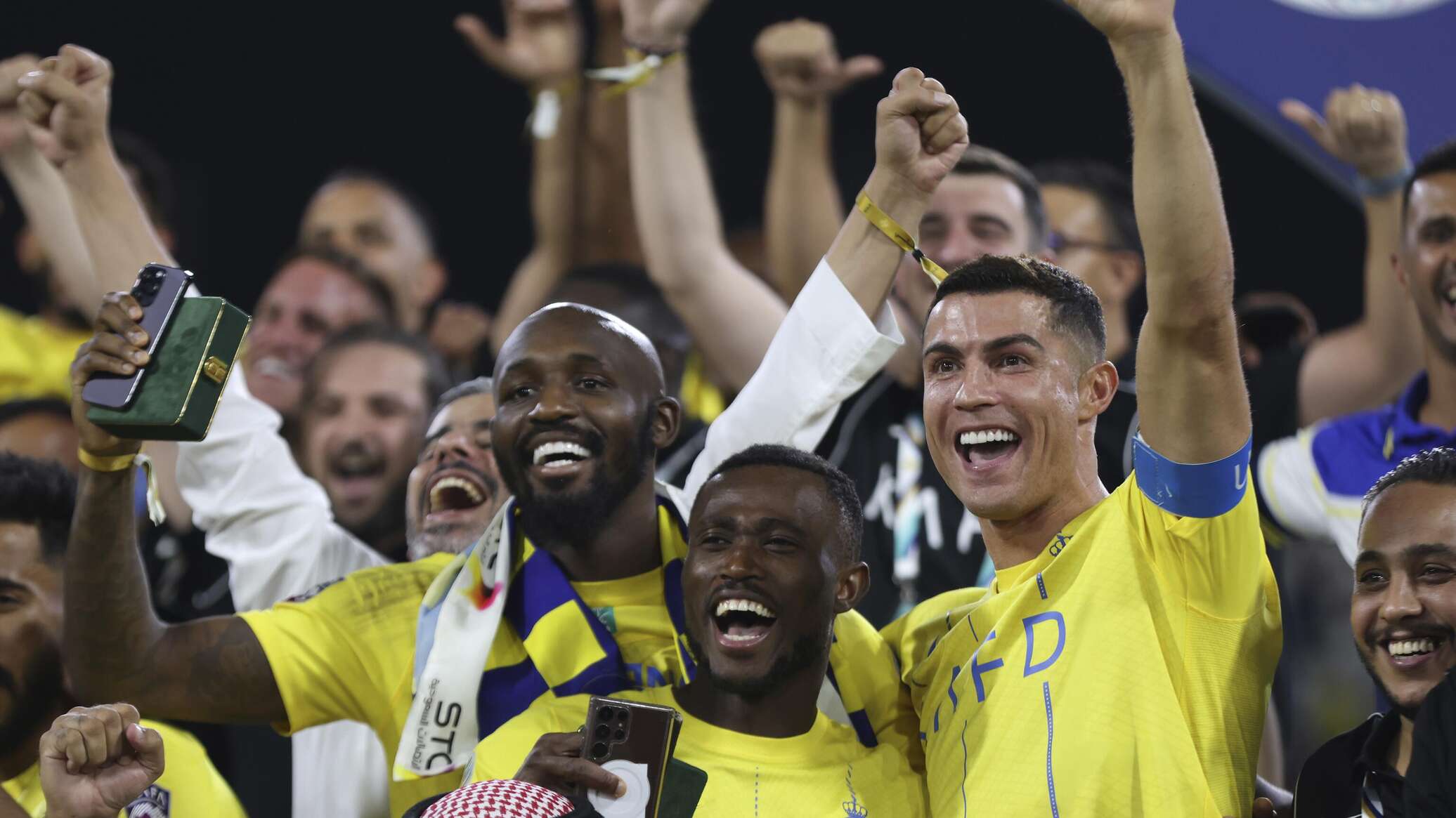 النصر السعودي يحسم الجدل بشأن رحيل نجمه