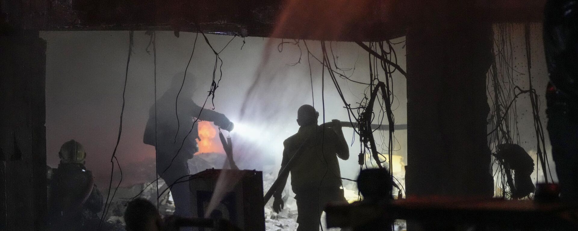 تداعيات قصف الطيران الحربي الإسرائيلي على بيروت، لبنان - سبوتنيك عربي, 1920, 08.03.2026