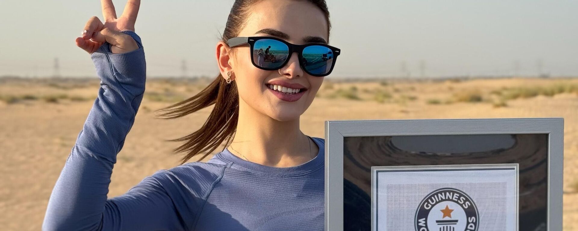 فتاة سورية تحقق رقما قياسيا في غينيس بركوب دراجتين في حالة سبليت - سبوتنيك عربي, 1920, 21.11.2024