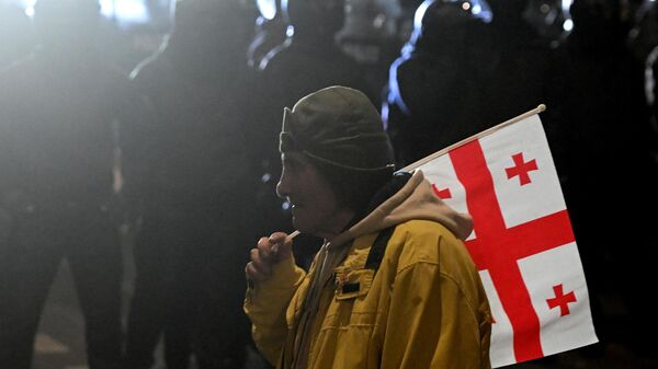 مظاهرة احتجاجية لأنصار المعارضة الجورجية في تبليسي، جورجيا - سبوتنيك عربي