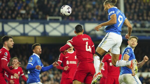 ديربي الميرسيسايد بين إيفرتون وليفربول في الدوري الإنجليزي  - سبوتنيك عربي