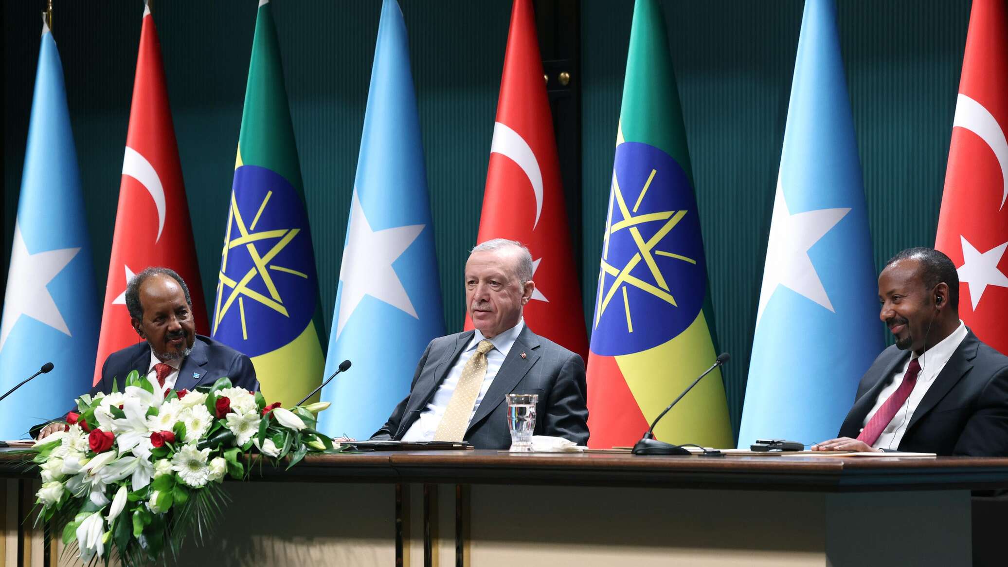 أردوغان: اتفاق تاريخي بين إثيوبيا والصومال لإنهاء التوترات بين البلدين